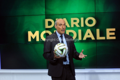 19/06/2014 Roma Carlo Paris conduce Diario Mondiale