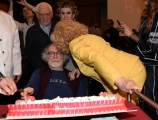Foto/IPP/Gioia Botteghi
Roma12/04/2019 festeggiamento in rai per i 30 anni di Blob di rai3, nella foto Enrico Ghezzi l'ideatore Sandra Milo, Franca Leosini, Angelo Guglielmi
Italy Photo Press - World Copyright