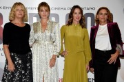 Foto/IPP/Gioia Botteghi
Roma 23/09/2020 resentato il film Burraco Fatale, nella foto : Paola Minaccioni, Angela Finocchiaro, Caterina Guzzanti, Claudia Gerini
Italy Photo Press - World Copyright