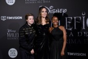 Foto/IPP/Gioia Botteghi
Roma 07/10/2019 red carpet del film Maleficent, nella foto :    Angelina Jolie con due dei suoi figli
Italy Photo Press - World Copyright