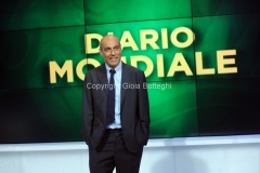 19/06/2014 Roma Carlo Paris conduce Diario Mondiale