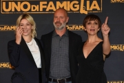 Foto/IPP/Gioia Botteghi
Roma 22/10/2018 presentazione del film Uno di famiglia, nella foto: Sarah Felberbaum e Lucia Ocone, Pietro Sermonti
 Italy Photo Press - World Copyright